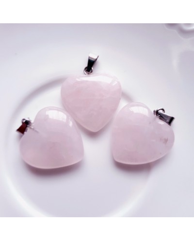 Rožinio kvarco pakabukas širdelė, su met. kilpute, 2x2cm, 1 vnt.