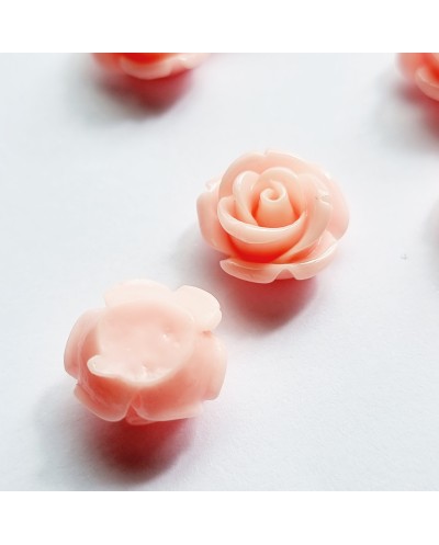 Akrilinė gėlytė rožė kabošonas šviesiai rožinės sp. 14x8mm